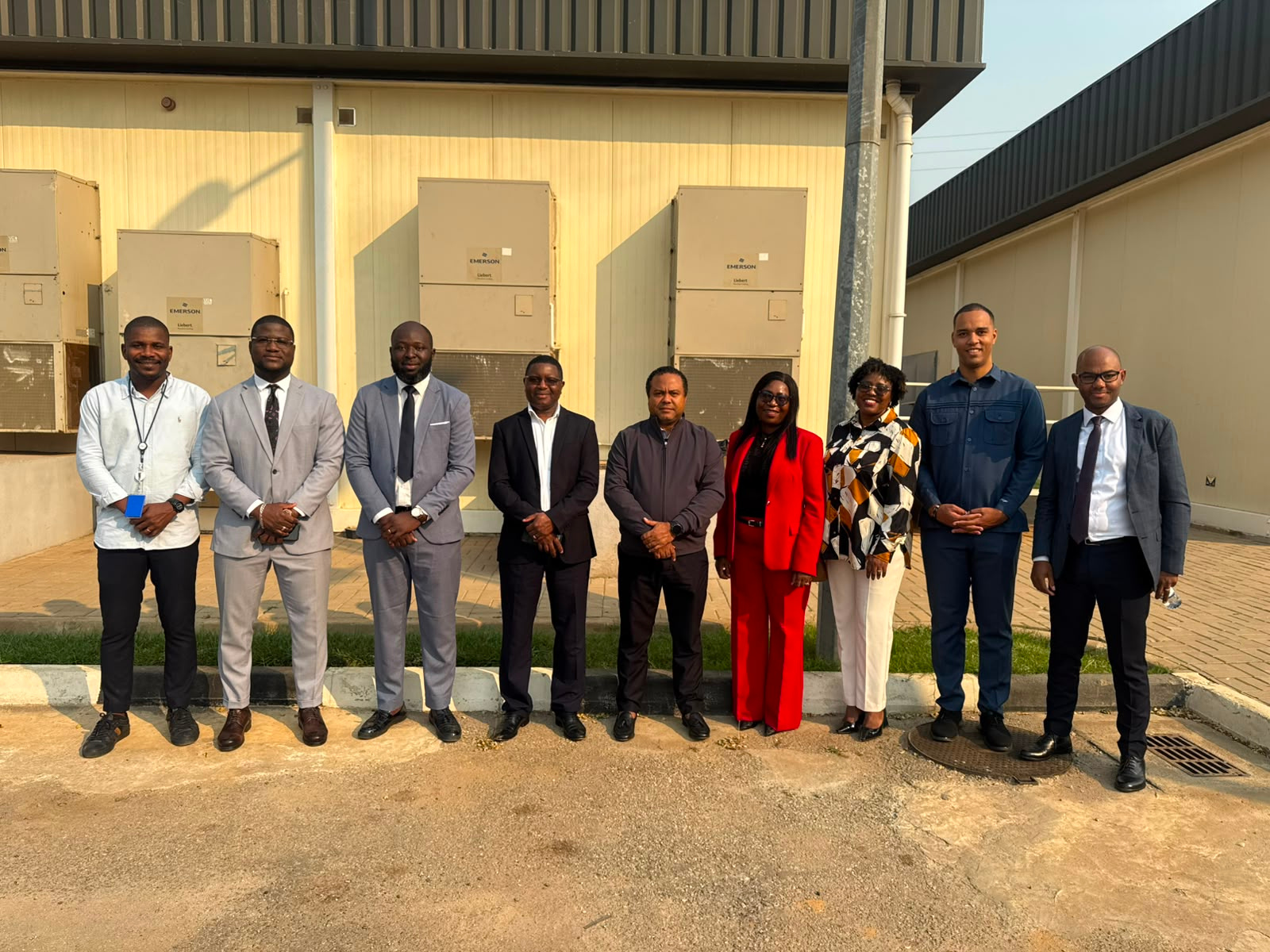Visita Institucional ao Data Center Angola Cables